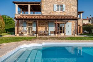 Villa Paolina - Hot Tub, Breakfast & Large Garden