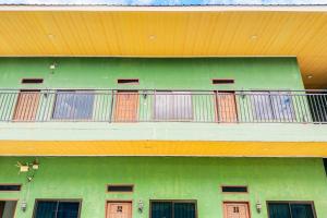 RedDoorz at Trans Hotel Cilegon