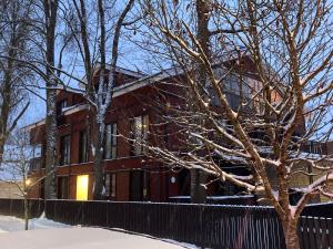 Sunset Apartment, rõduga korter uues majas!