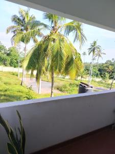 Bobbys Villa Mirissa Walk to Mirissa Beach