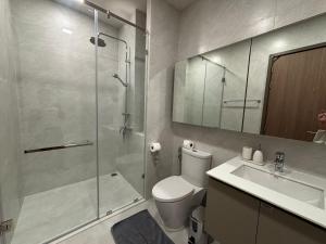 Canvas Condo New 2BR Apt 111-80 Near Beach & Boat Avenue