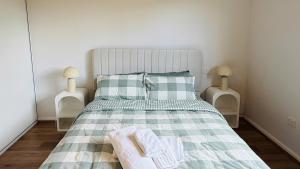 Entire Home Cozy at Bankstown