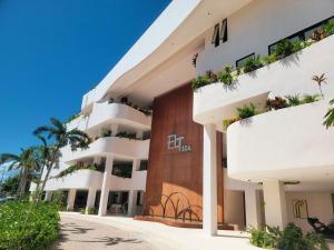 New studio in Tulum 5 min beach Pool and Gym