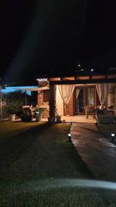 Villa vista pineta - 90 mt dalla spiaggia