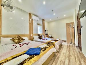 Văn Phượng Hostel