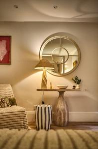 The Salt House - sleeps up to 6 guests