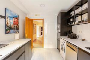 BookinMadrid - Puerta del Sol - Tirso De Molina