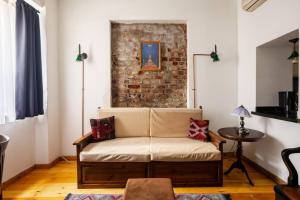 Charming 2BD2Bath Galata Tower Unique Home! #409