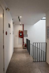 Noburi - Couple Cinema & Cafe Bed