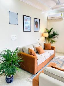 Aube - Brand New Premium 2 BHK with Swimming Pool