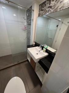 Dusit Grand Park 1 F220