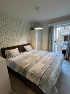 Blankenberge at Sea - ZEEDIJK