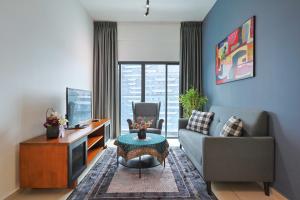 Reizz Residence by Greenhome