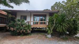 Two-room house near the sea