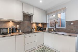 Gorgeous 3BR House with Garden, Pool Table & Near Big Ben