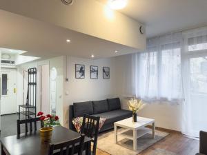 2BDR Gellért Stay w AC & Balcony by NW