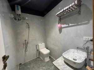 Luxury 5BR Pool Villa by TanaVinto Gallery