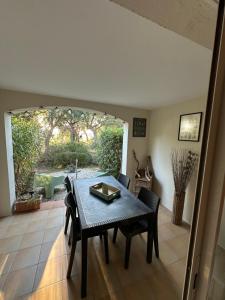 Les Restanques rez jardin 2063