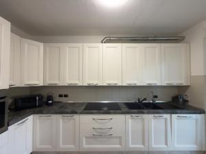 Garden Apartment- Near Lake Como