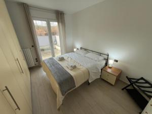 Garden Apartment- Near Lake Como