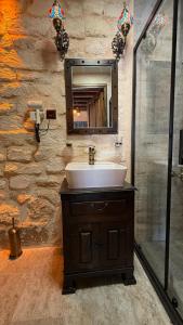 Cleopatra Antique Hotel