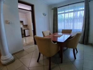 Ary Homestay Nyali- A Walk to Nyali Beach