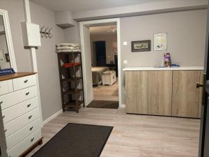 Gemütliche Ferienwohnung, See- und Stadtnah