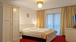 Complex Parc Pini Moinesti