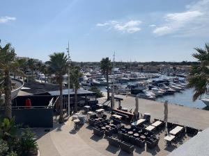 583 Grand appartement 2 pers Port Ambonne terrasse