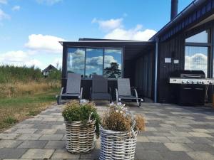 Panoramic Views and Luxurious Comfort on Ls Island