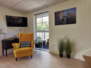 Modern Holiday Home with Nature Views in Ls