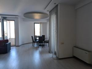 Cozy Retreat On Rustaveli