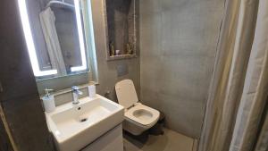 The mirror maze by Luxury loft