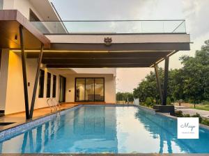 Rooted Haven by MagoStays - 4BR Luxury Pool Villa