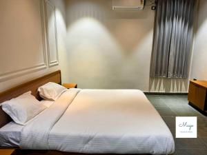 Rooted Haven by MagoStays - 4BR Luxury Pool Villa