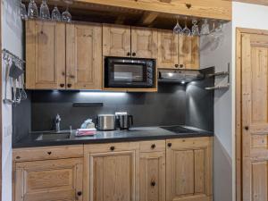 Lumineux duplex pour 8 pers, proche centre, Méribel - FR-1-565-78