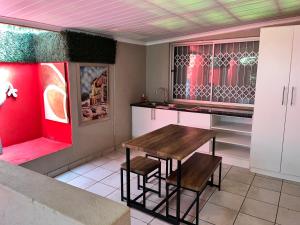 Waterglen Guest Lodge