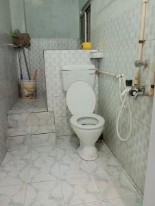 Lodge Mayra