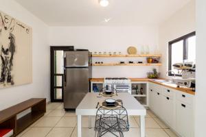 Outsite Los Cabos - Entire 4-Bedroom Home