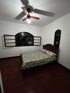 Casa Espaçosa em Unamar