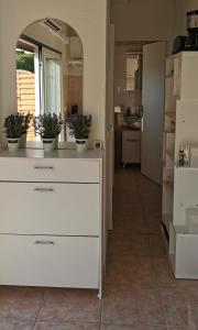 Appartement avec grande terrasse -bas de villa