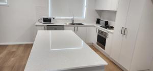 达博 Room In Dubbo With Queens Beds 酒店 大堂