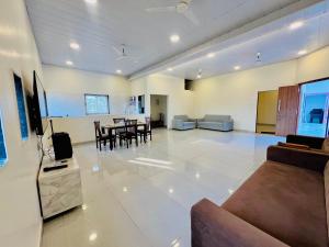 EMPYREAN STAY ll MAZZELO VILLA lI 4BHK II AC II POOL