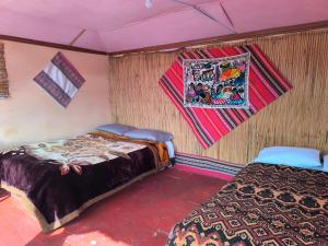 Uros Yolanda Uta, Isla Quechua