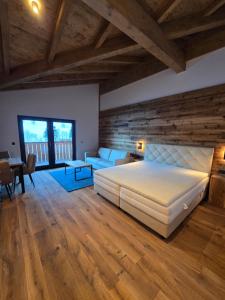 Penthouse Studio I mit Balkon und Ausblick