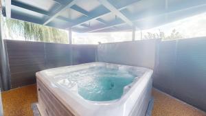 Swing Bridge Cottage