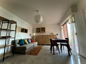 Appartamento Fronte Mare con Terrazza McGregors Seaview