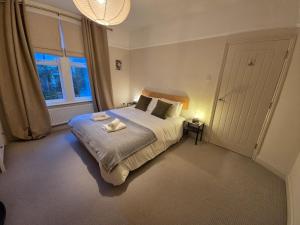 East Lynne House By Cliftonvalley Apartments