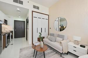 Bloomfields Stunning STU, Elz By Danube, Dubai