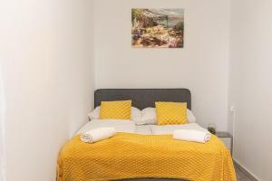 Spacious 3-Bedroom Apartment near Hauptbahnhof